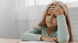خواب‌آلودگی در کلاس درس و راهکار های آن